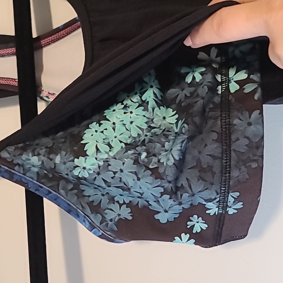 Lululemon No Limits Floral Print Bra Tank Top size 4 - Picture 3 of 6